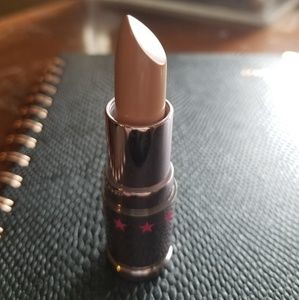 Jeffree Star lip ammunition